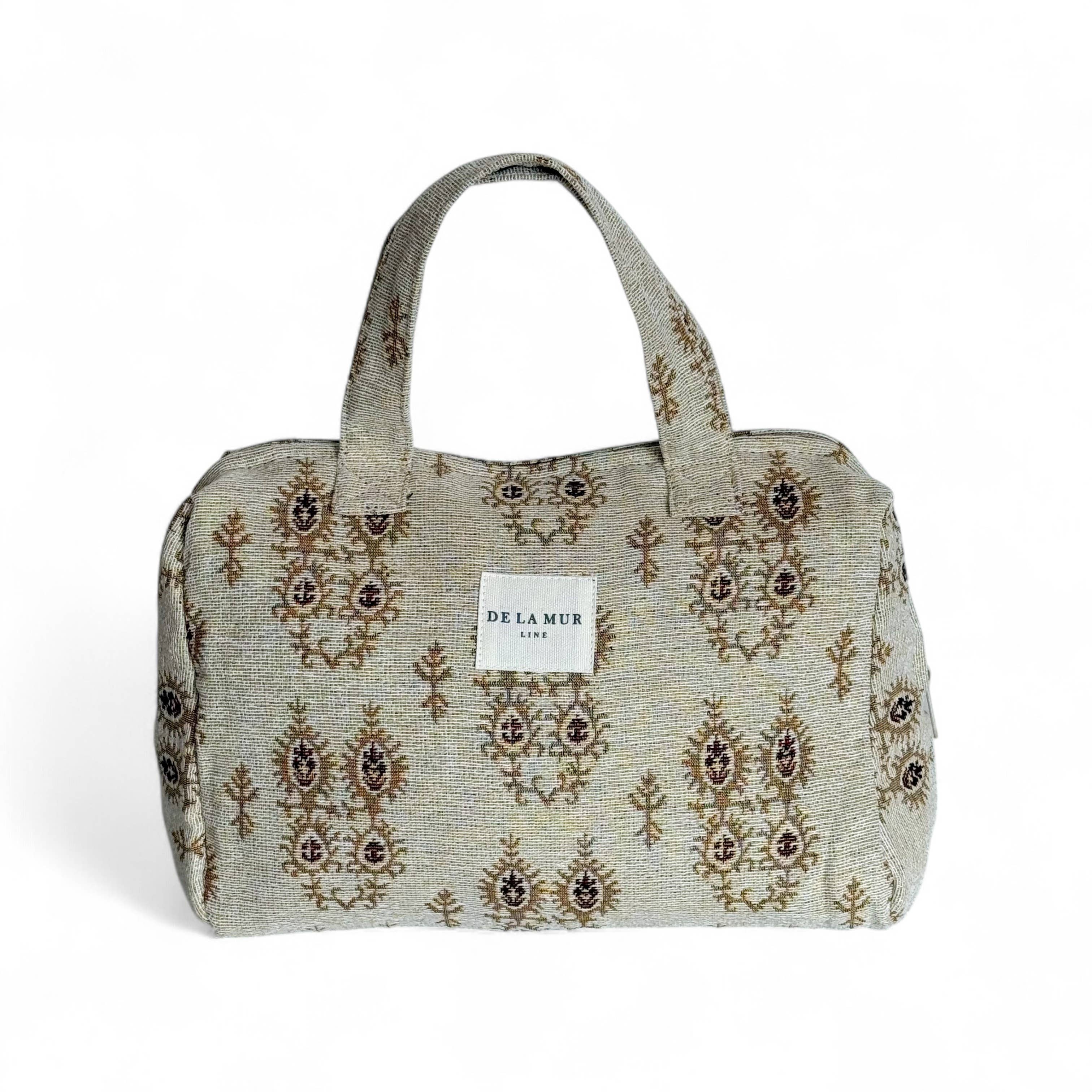 Pluma Large Makeup Bag