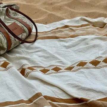 Serviette de plage tissée en coton d'Éthiopie Ocre