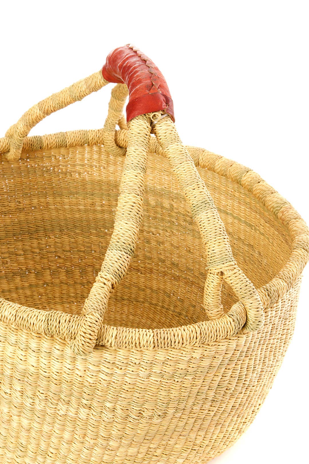 Panier Bolga avec poignées en cuir marron du Ghana