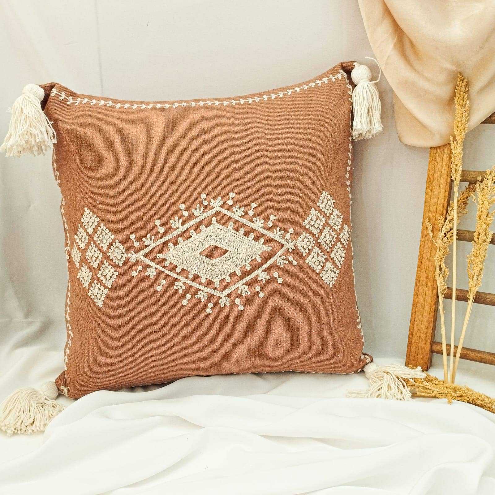 Peach & Folk cotton cushion cover 50x50