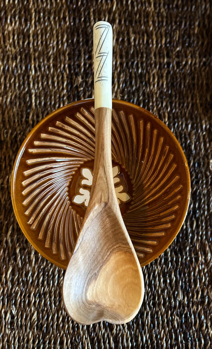 KENYA: Wild olive wood heart-shaped cooking spoon with zigzag handle