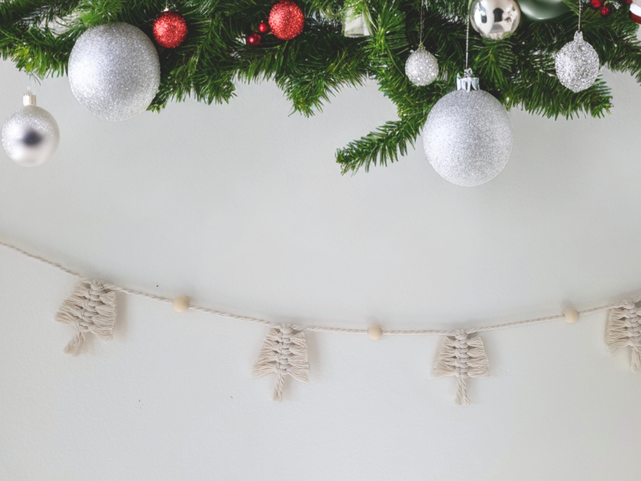 CANADA Macrame Christmas Garland | Bohemian Decor