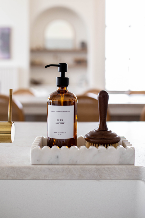 Brosse à récurer pour liquide vaisselle