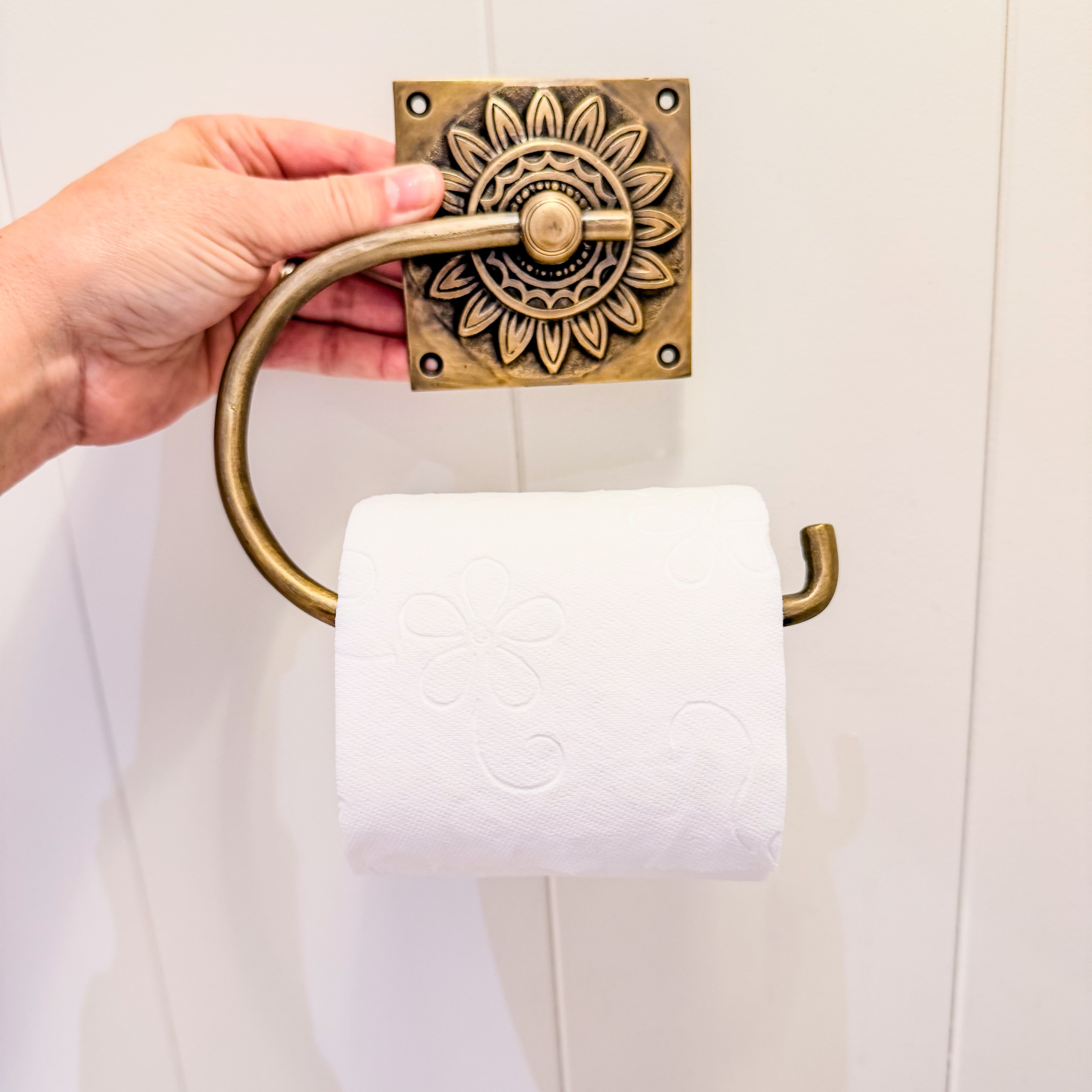 BALI Flower Toilet Roll Holder
