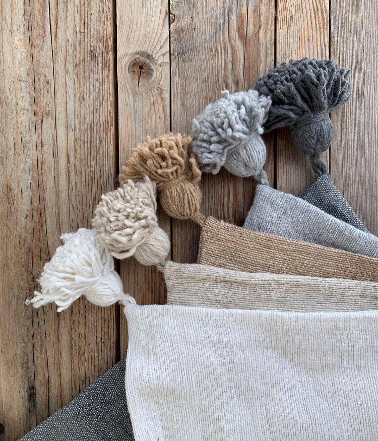 MOROCCO: Moroccan pillow cushion with tassel
