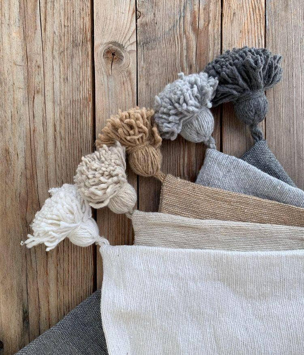 MOROCCO: Moroccan pillow cushion with tassel