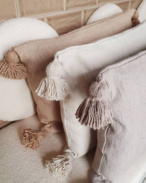 MOROCCO: Moroccan pillow cushion with tassel