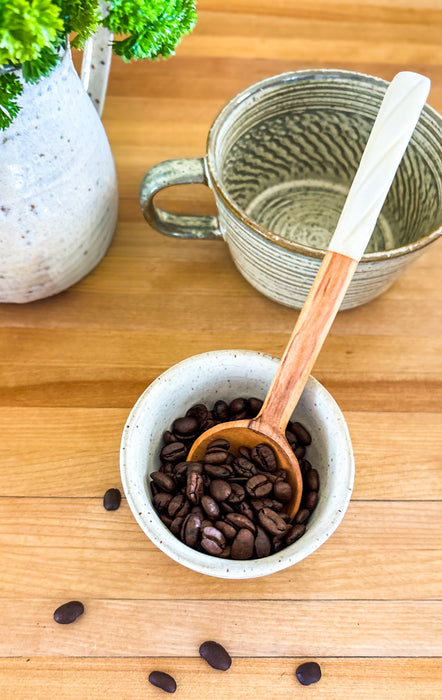 KENYA: Wild olive teaspoon with spiral handle