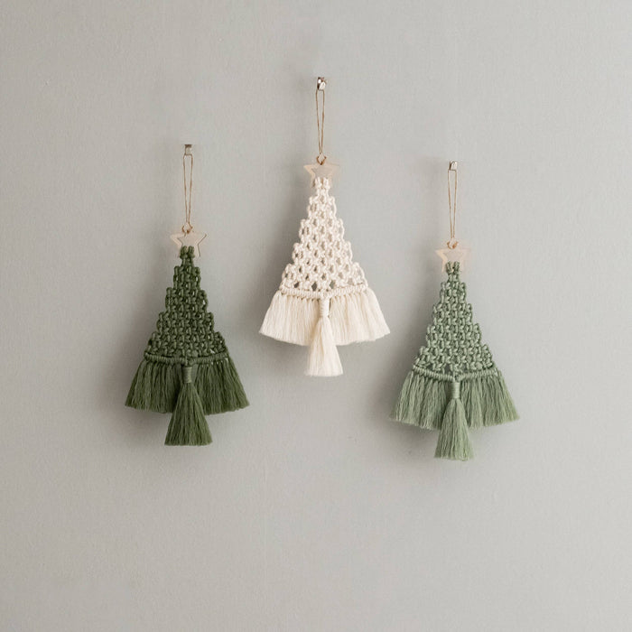 VIETNAM: Macrame Christmas Tree X05