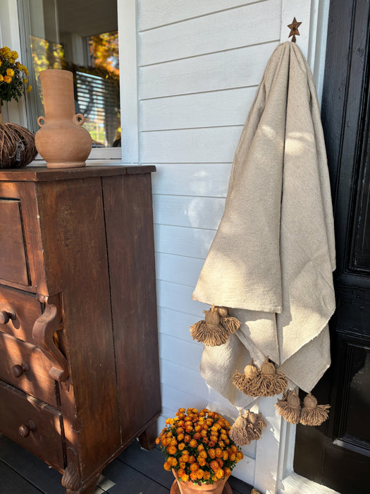 MOROCCO: High-quality handmade Moroccan checkered and tassel blanket