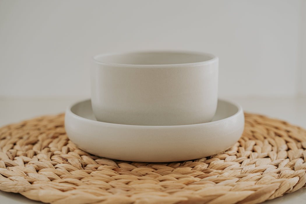 Stoneware dishes (matte white)