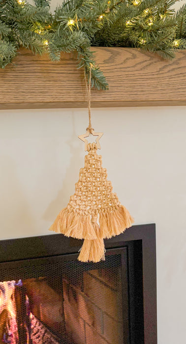 VIETNAM: Macrame Christmas Tree X05