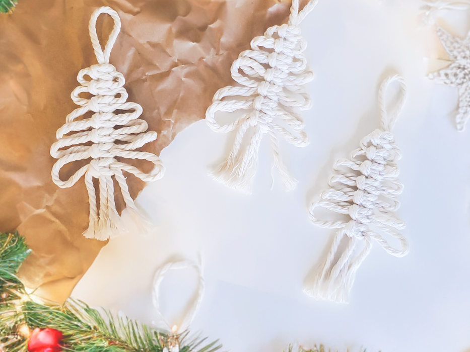 CANADA: Macrame Christmas Tree Ornament | Bohemian Decor