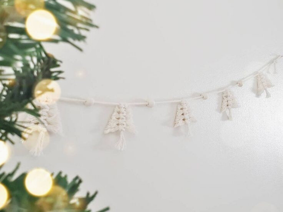 CANADA Macrame Christmas Garland | Bohemian Decor