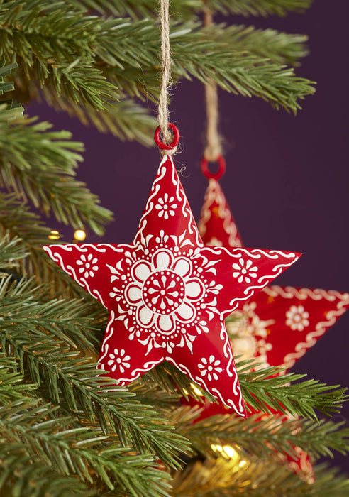 Red star decoration, hand-painted iron