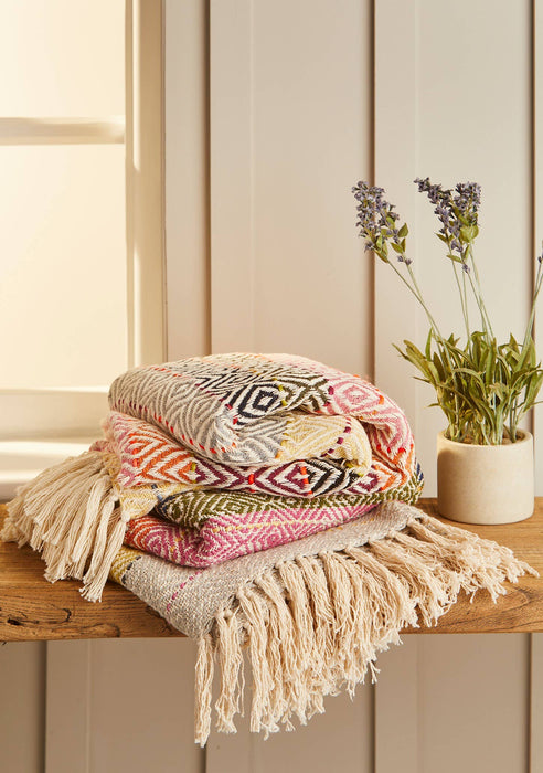 INDIA: Handwoven cotton throw