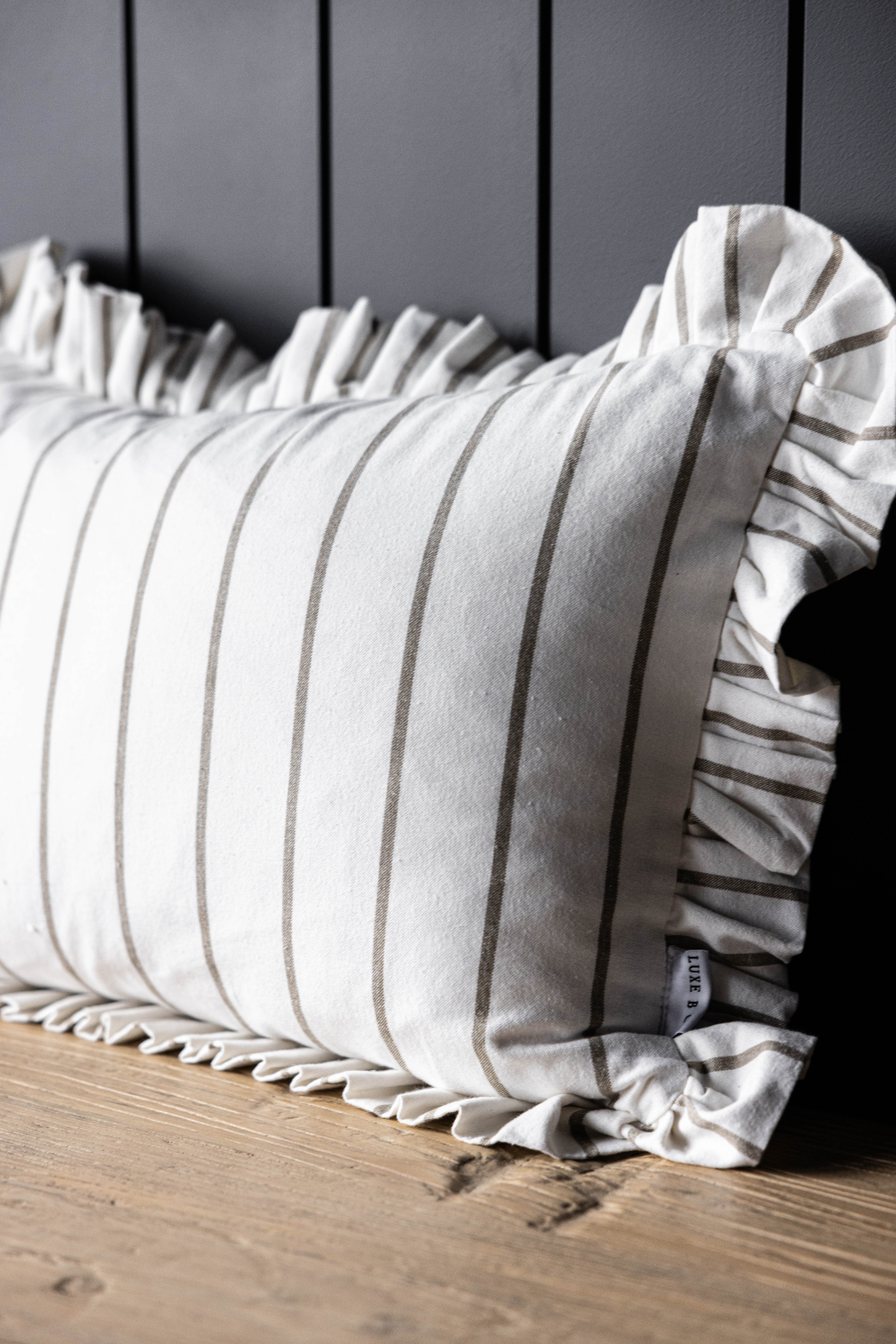 Lumbar Cushion Cover with Ruffles, White, Olive Green, and Thin Stripes