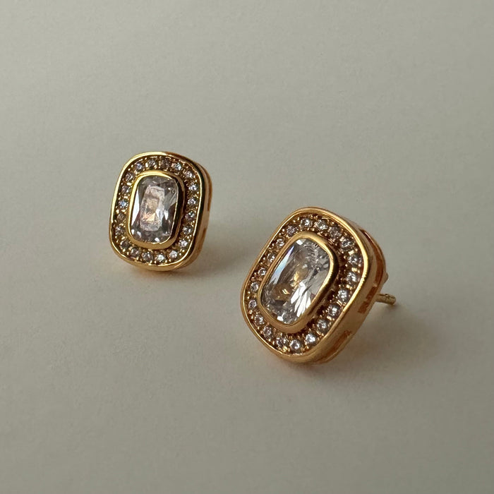 Zoyi Earrings/ Zoyi Studs